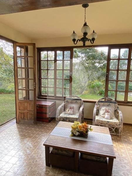 Casa para Alugar  à venda em Carangola, Petrópolis - RJ - Foto 3