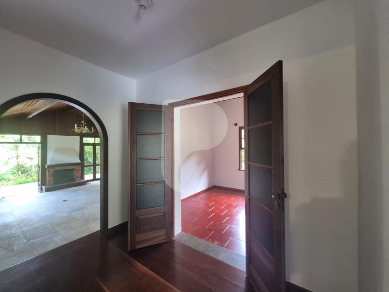 Casa para Alugar em Itaipava, Petrópolis - RJ - Foto 17