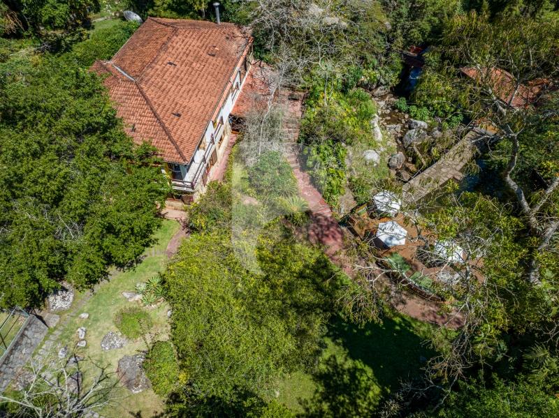 Casa - Petrópolis, Corrêas
