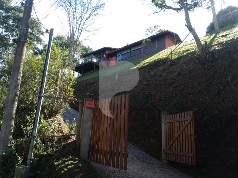 Casa à venda em Itaipava, Petrópolis - RJ - Foto 1