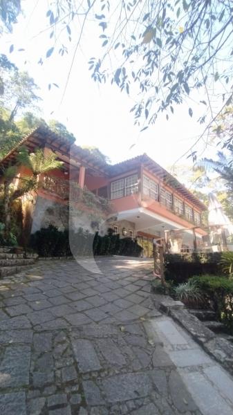 Casa à venda em Corrêas, Petrópolis - RJ - Foto 1