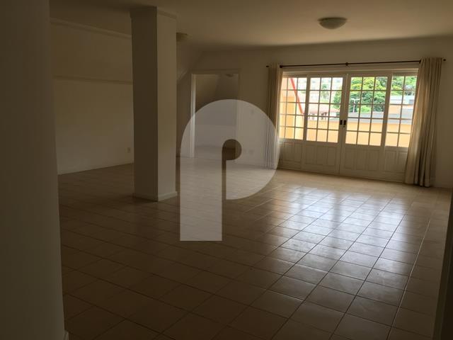 Cobertura para Alugar em Itaipava, Petrópolis - RJ - Foto 1