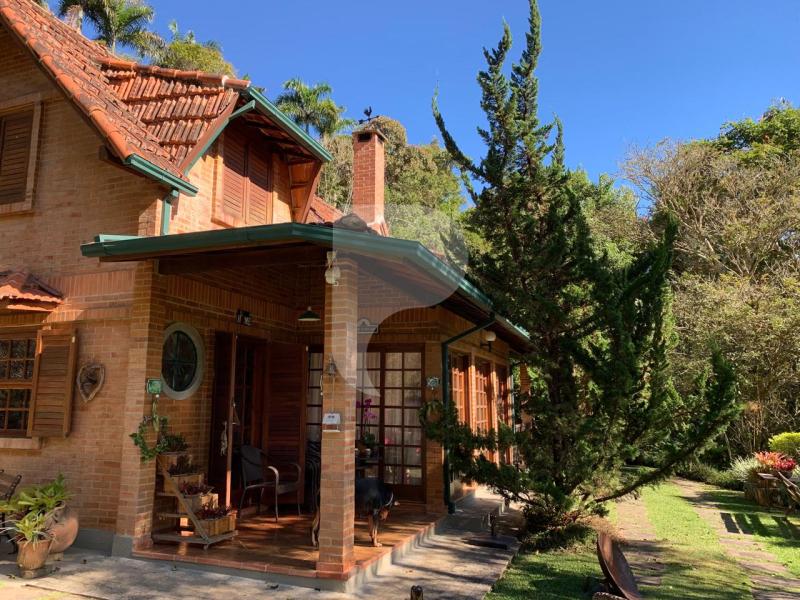Casa à venda em Itaipava, Petrópolis - RJ - Foto 1