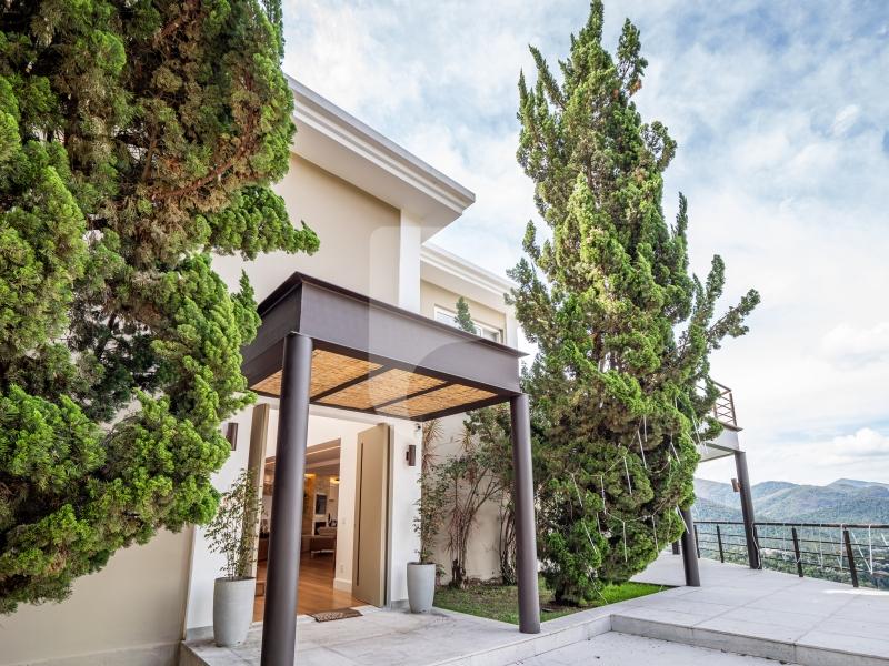 Casa - Petrópolis, Araras