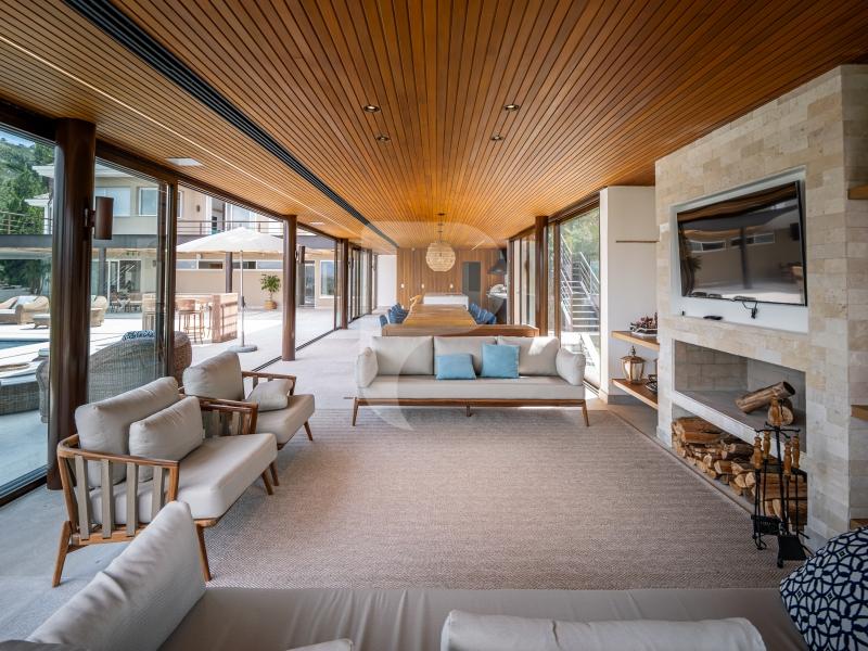 Casa - Petrópolis, Araras