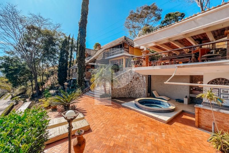 Casa à venda em Bonsucesso, Petrópolis - RJ - Foto 1