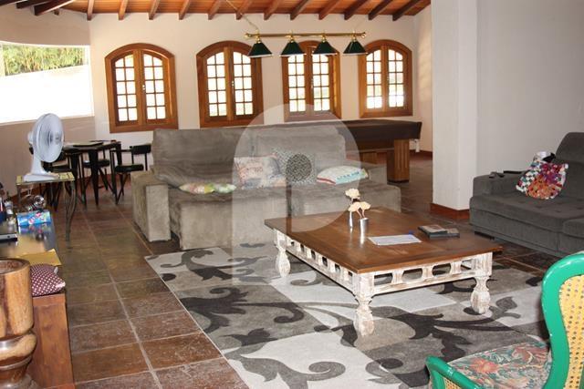 Casa para Alugar  à venda em Carangola, Petrópolis - RJ - Foto 4