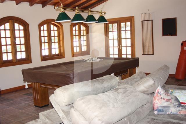 Casa para Alugar  à venda em Carangola, Petrópolis - RJ - Foto 6