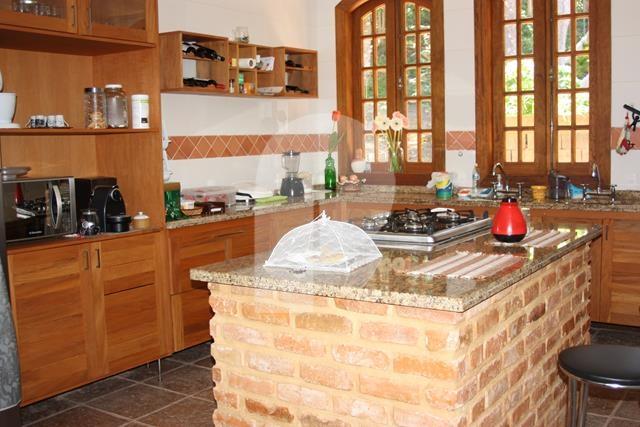 Casa para Alugar  à venda em Carangola, Petrópolis - RJ - Foto 11