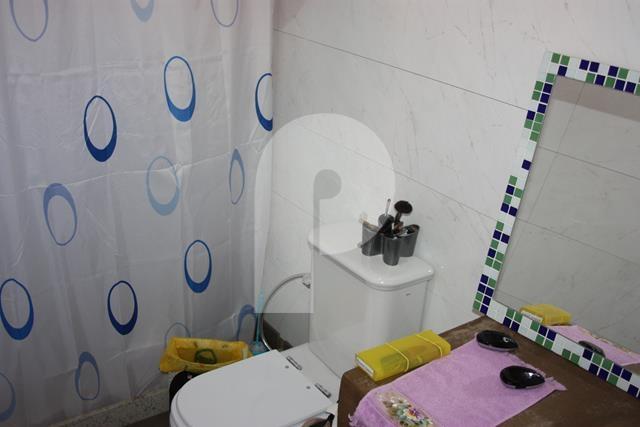 Casa para Alugar  à venda em Carangola, Petrópolis - RJ - Foto 18