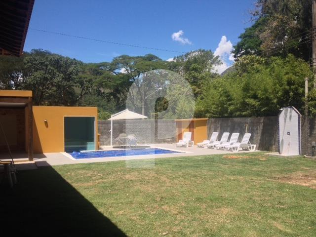 Casa para Alugar  à venda em Carangola, Petrópolis - RJ - Foto 25