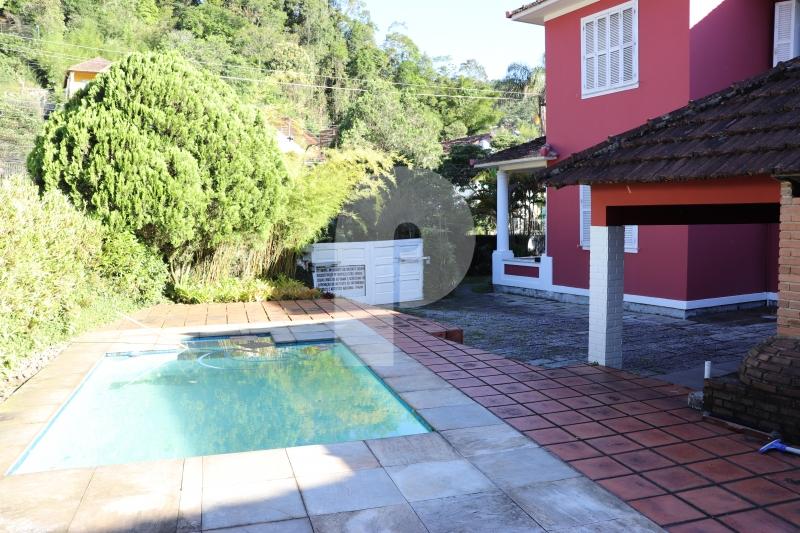 Casa à venda em Valparaíso, Petrópolis - RJ - Foto 1
