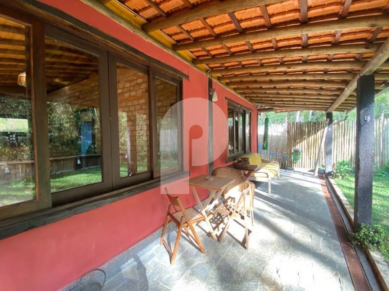 Casa à venda em Itaipava, Petrópolis - RJ - Foto 1