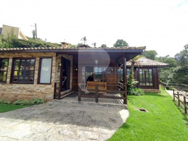 Casa à venda em Itaipava, Petrópolis - RJ - Foto 1