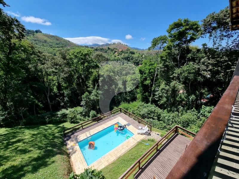 Casa à venda em Itaipava, Petrópolis - RJ - Foto 1