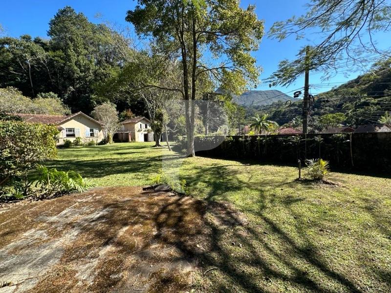 Terreno Comercial à venda em Araras, Petrópolis - RJ - Foto 2
