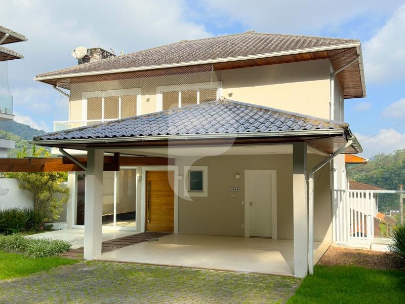 Casa à venda em Mosela, Petrópolis - RJ - Foto 1