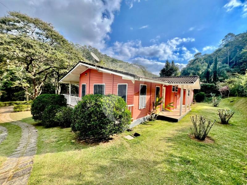 Casa para Alugar  à venda em Pedro do Rio, Petrópolis - RJ - Foto 1