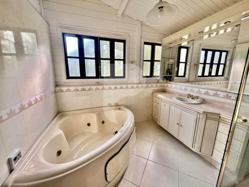 Casa para Alugar  à venda em Pedro do Rio, Petrópolis - RJ - Foto 11