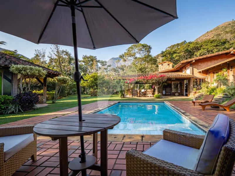 Casa à venda em Itaipava, Petrópolis - RJ - Foto 1