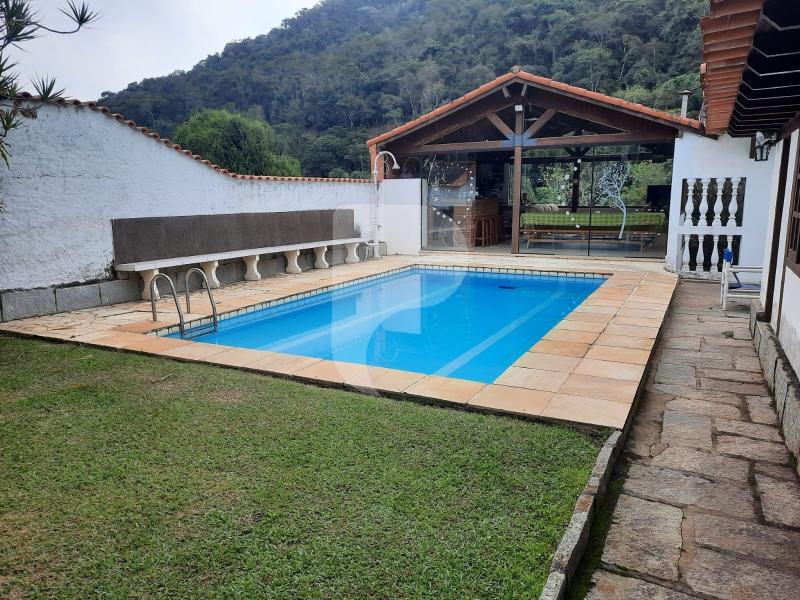 Casa à venda em Itaipava, Petrópolis - RJ - Foto 1