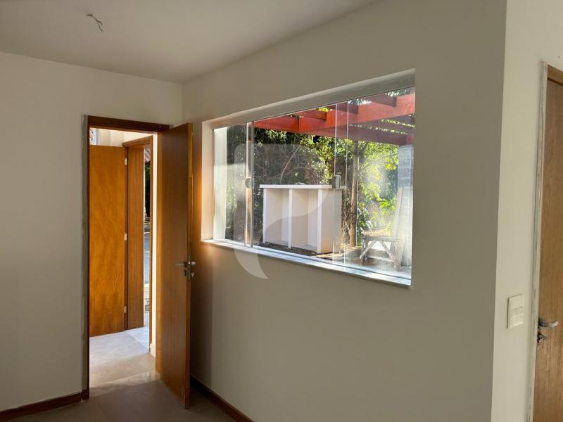 Casa à venda em Carangola, Petrópolis - RJ - Foto 4