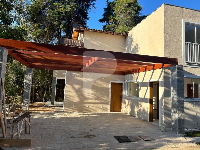 Casa à venda em Carangola, Petrópolis - RJ - Foto 2
