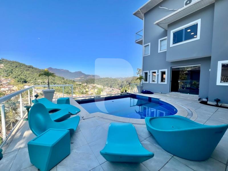 Casa à venda em Mosela, Petrópolis - RJ - Foto 1