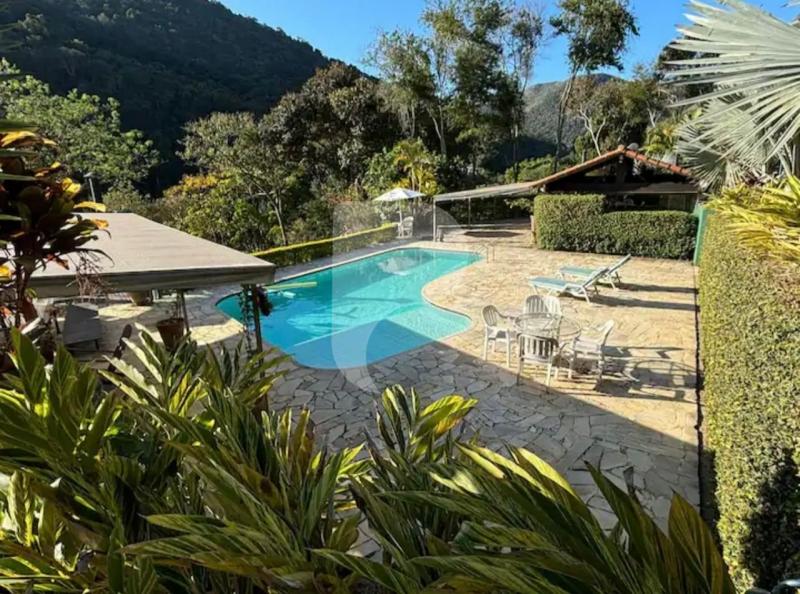 Casa para Alugar em Itaipava, Petrópolis - RJ - Foto 1