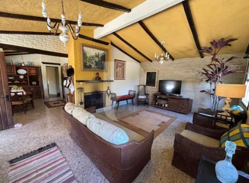 Casa para Alugar em Itaipava, Petrópolis - RJ - Foto 2