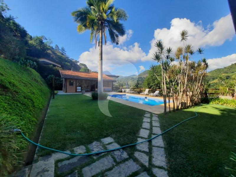 Casa à venda em Itaipava, Petrópolis - RJ - Foto 1