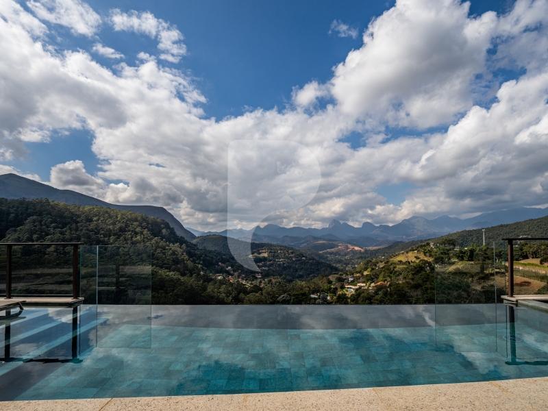 Casa à venda em Itaipava, Petrópolis - RJ - Foto 1