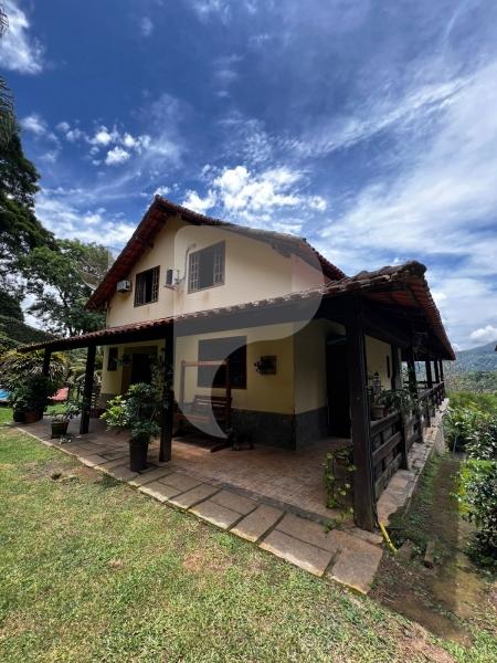 Casa à venda em Itaipava, Petrópolis - RJ - Foto 1