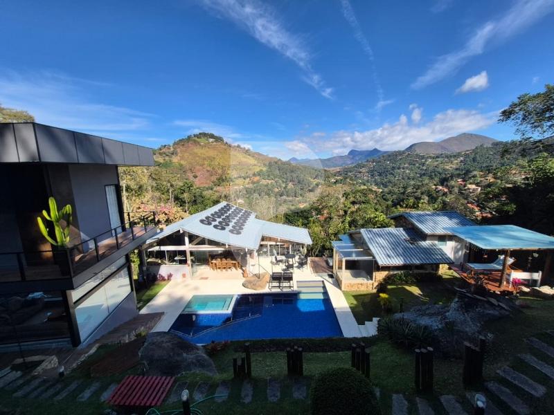 Casa à venda em Itaipava, Petrópolis - RJ - Foto 1