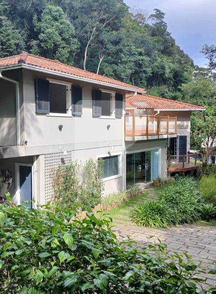 Casa à venda em Itaipava, Petrópolis - RJ - Foto 1