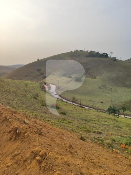 Terreno Residencial à venda em Secretário, Petrópolis - RJ