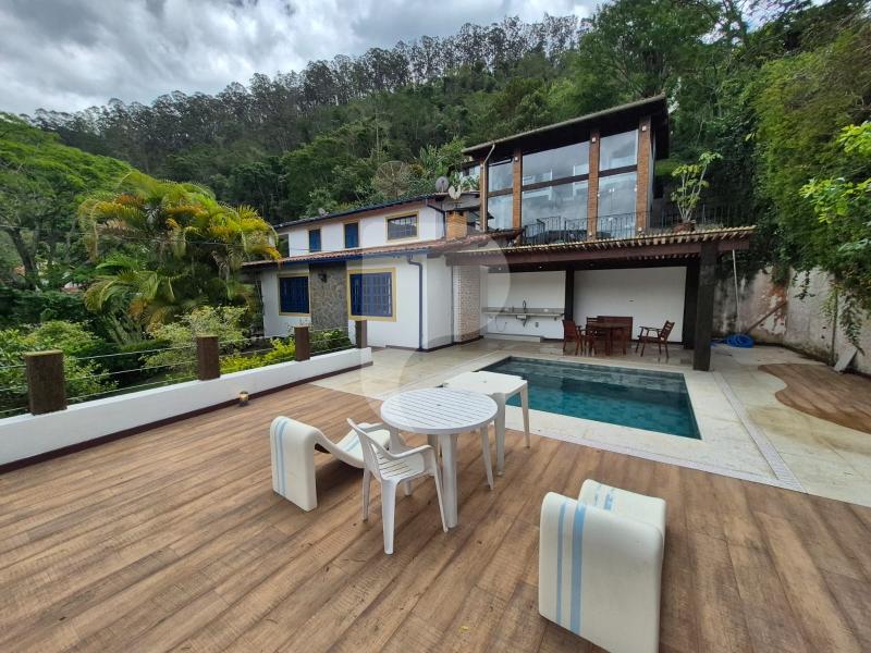 Casa à venda em Itaipava, Petrópolis - RJ - Foto 1