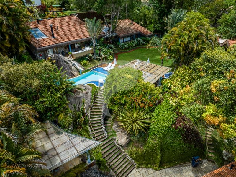 Casa à venda em Itaipava, Petrópolis - RJ - Foto 1