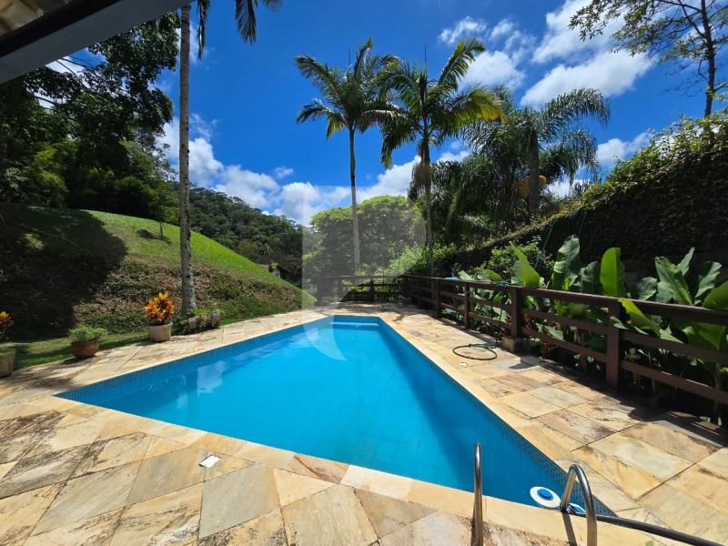 Casa para Alugar  à venda em Vale das Videiras, Petrópolis - RJ - Foto 1