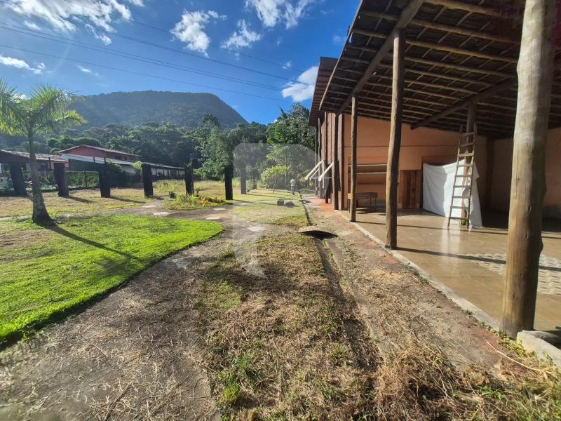 Casa Comercial - Petrópolis, Araras