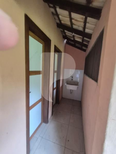 Casa Comercial - Petrópolis, Araras
