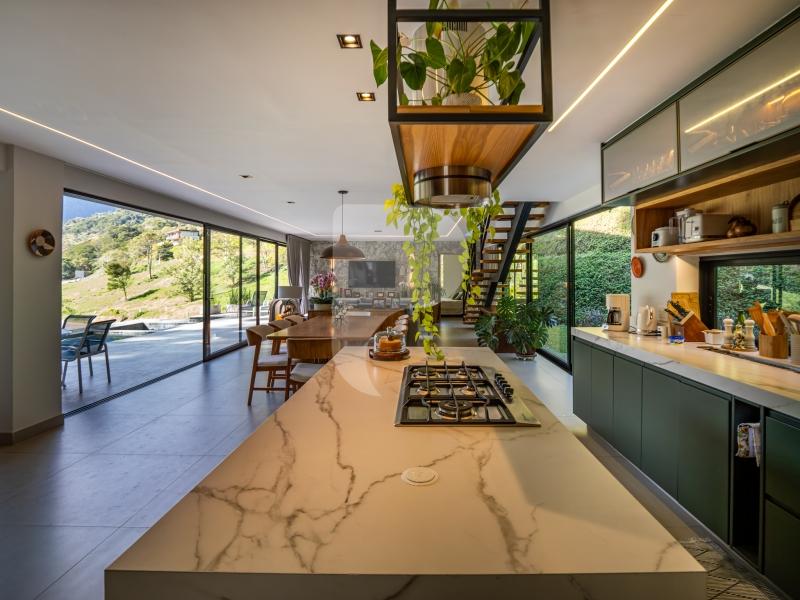 Casa para Alugar  à venda em Corrêas, Petrópolis - RJ - Foto 17