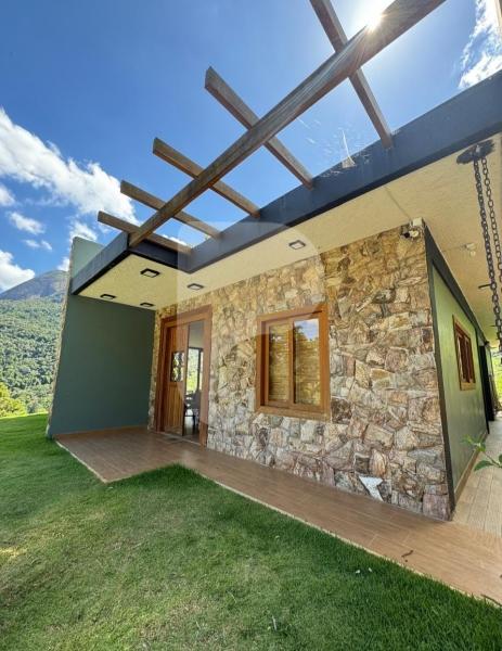 Casa à venda em Itaipava, Petrópolis - RJ - Foto 1