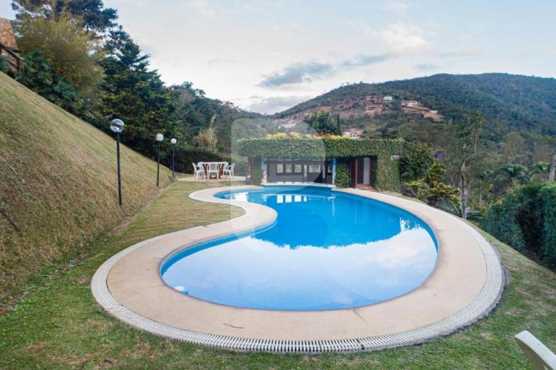 Casa à venda em Itaipava, Petrópolis - RJ - Foto 1